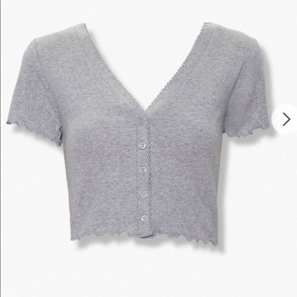 Ribbed lettuce edged crop top
